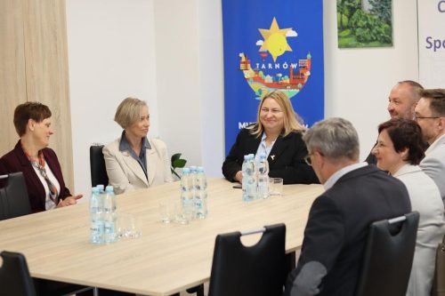 653710704-1531018495690070-2675415132774407050-n-copy Wiceminister w Tarnowie. Rozmowy o wsparciu osób z niepełnosprawnościami