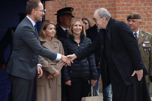 10-copy Wychowanie, autorytety, wartości XVI LO im.AK w Tarnowie