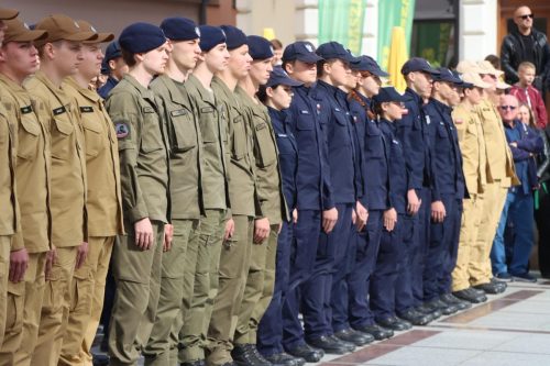 img-1507-copy Wychowanie, autorytety, wartości XVI LO im.AK w Tarnowie