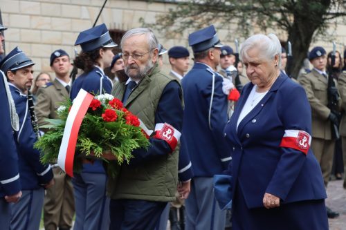 img-1909-copy Wychowanie, autorytety, wartości XVI LO im.AK w Tarnowie