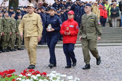 img-1920-copy Wychowanie, autorytety, wartości XVI LO im.AK w Tarnowie