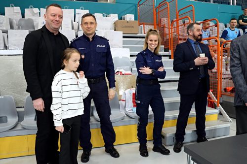 3a Policjanci zagrali charytatywnie