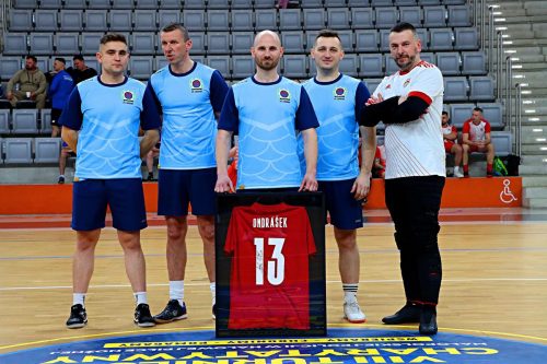 img-9561-edytowano-copy Policjanci zagrali charytatywnie