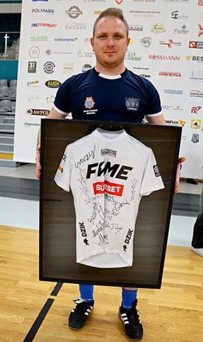 img-9583-edytowano-copy Policjanci zagrali charytatywnie