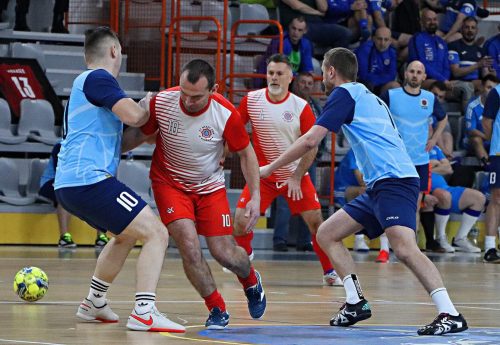 img-9774-edytowano-copy Policjanci zagrali charytatywnie