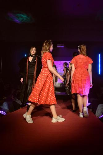 DSC_3532-Copy „Spotkanie kultur Wschodu i Zachodu” – XXIII Szkolny Pokaz Fryzur...