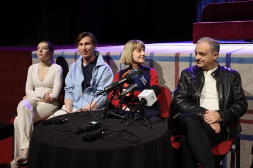 4-copy Premiera "Prawdy" w Teatrze Ludwika Solskiego...