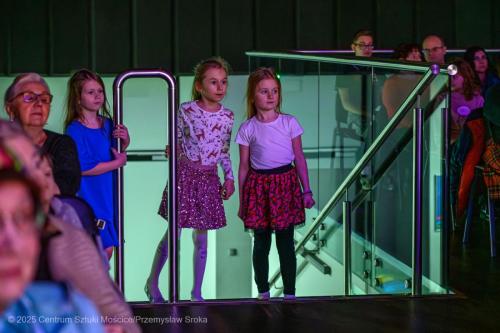 Senior-18 Kolędowanie międzypokoleniowe w ramach cyklu Senior w Centrum