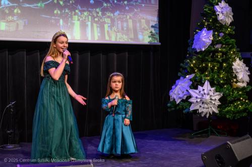 Senior-29 Kolędowanie międzypokoleniowe w ramach cyklu Senior w Centrum