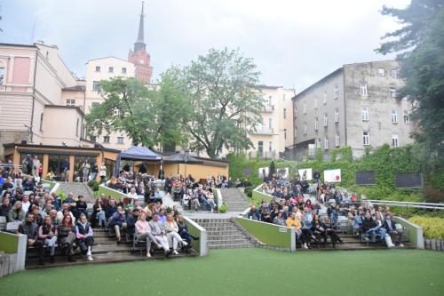 428037276_844289704396727_4011164446637824652_n Koncert: Skubas ,,W ogień" - Duet Akustycznie