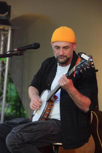 436314668_844289847730046_2877613088405907007_n Koncert: Skubas ,,W ogień" - Duet Akustycznie