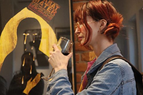 img-8964-edytowano-copy Kalejdoskop kobiecości i natury. Plakaty Moniki Starowicz w Galerii Bema 20