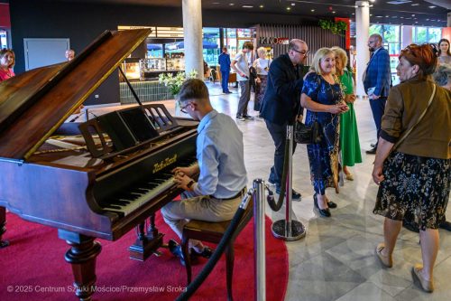 Gala-2 V Festiwal TARNOWIANIE – gala pełna wzruszeń i muzycznego hołdu