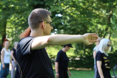 21 Harmonia ciała i umysłu. Bezpłatne Tai Chi na świeżym powietrzu