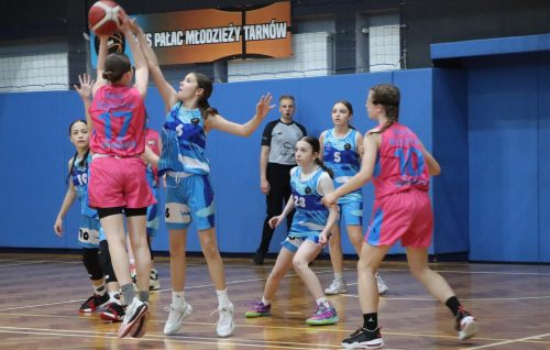 19 MKS PM Tarnów melduje się w półfinale