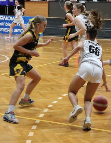 12 Ćwierćfinał Mistrzostw Polski Kadetek U15 w koszykówce kobiet - Tarnów - hala Gumniska