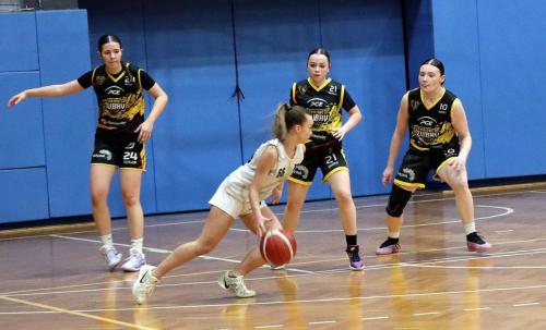 3a Ćwierćfinał Mistrzostw Polski Kadetek U15 w koszykówce kobiet - Tarnów - hala Gumniska