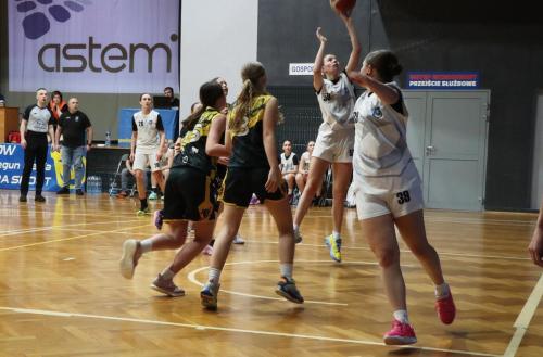 6a-edytowano-copy Ćwierćfinał Mistrzostw Polski Kadetek U15 w koszykówce kobiet - Tarnów - hala Gumniska