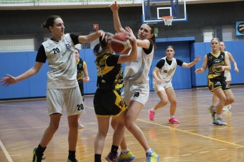 9 Ćwierćfinał Mistrzostw Polski Kadetek U15 w koszykówce kobiet - Tarnów - hala Gumniska