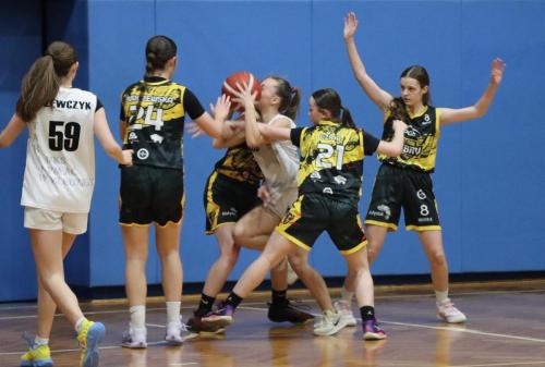img-0055-edytowano-copy Ćwierćfinał Mistrzostw Polski Kadetek U15 w koszykówce kobiet - Tarnów - hala Gumniska