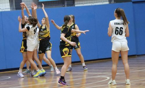 img-0142-edytowano-copy Ćwierćfinał Mistrzostw Polski Kadetek U15 w koszykówce kobiet - Tarnów - hala Gumniska