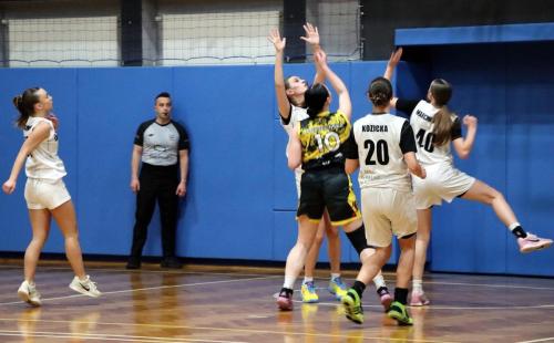 img-9386-edytowano-copy Ćwierćfinał Mistrzostw Polski Kadetek U15 w koszykówce kobiet - Tarnów - hala Gumniska