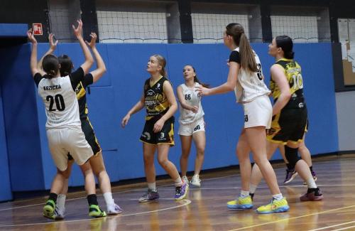 img-9399-edytowano-copy Ćwierćfinał Mistrzostw Polski Kadetek U15 w koszykówce kobiet - Tarnów - hala Gumniska