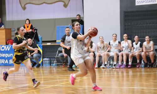 img-9495-edytowano-copy Ćwierćfinał Mistrzostw Polski Kadetek U15 w koszykówce kobiet - Tarnów - hala Gumniska