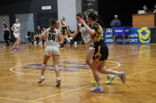 img-9625-copy Ćwierćfinał Mistrzostw Polski Kadetek U15 w koszykówce kobiet - Tarnów - hala Gumniska