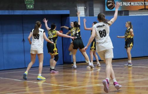 img-9906-edytowano-copy Ćwierćfinał Mistrzostw Polski Kadetek U15 w koszykówce kobiet - Tarnów - hala Gumniska