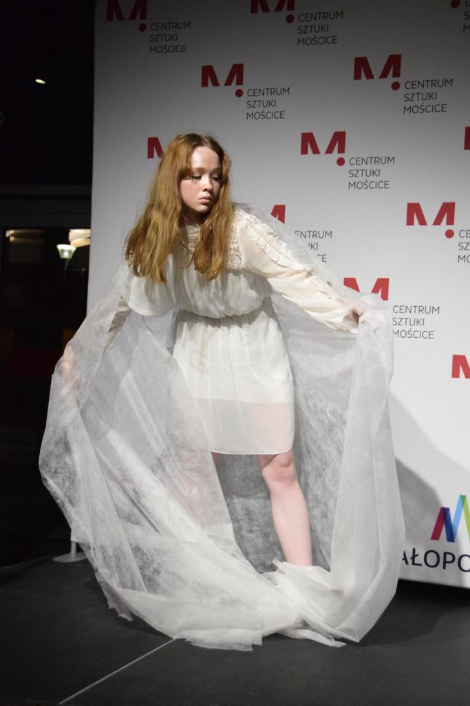 DSC_0890-Copy-683x1024 Tribute to Nowosielski – wystawa prac Anny Śliwińskiej