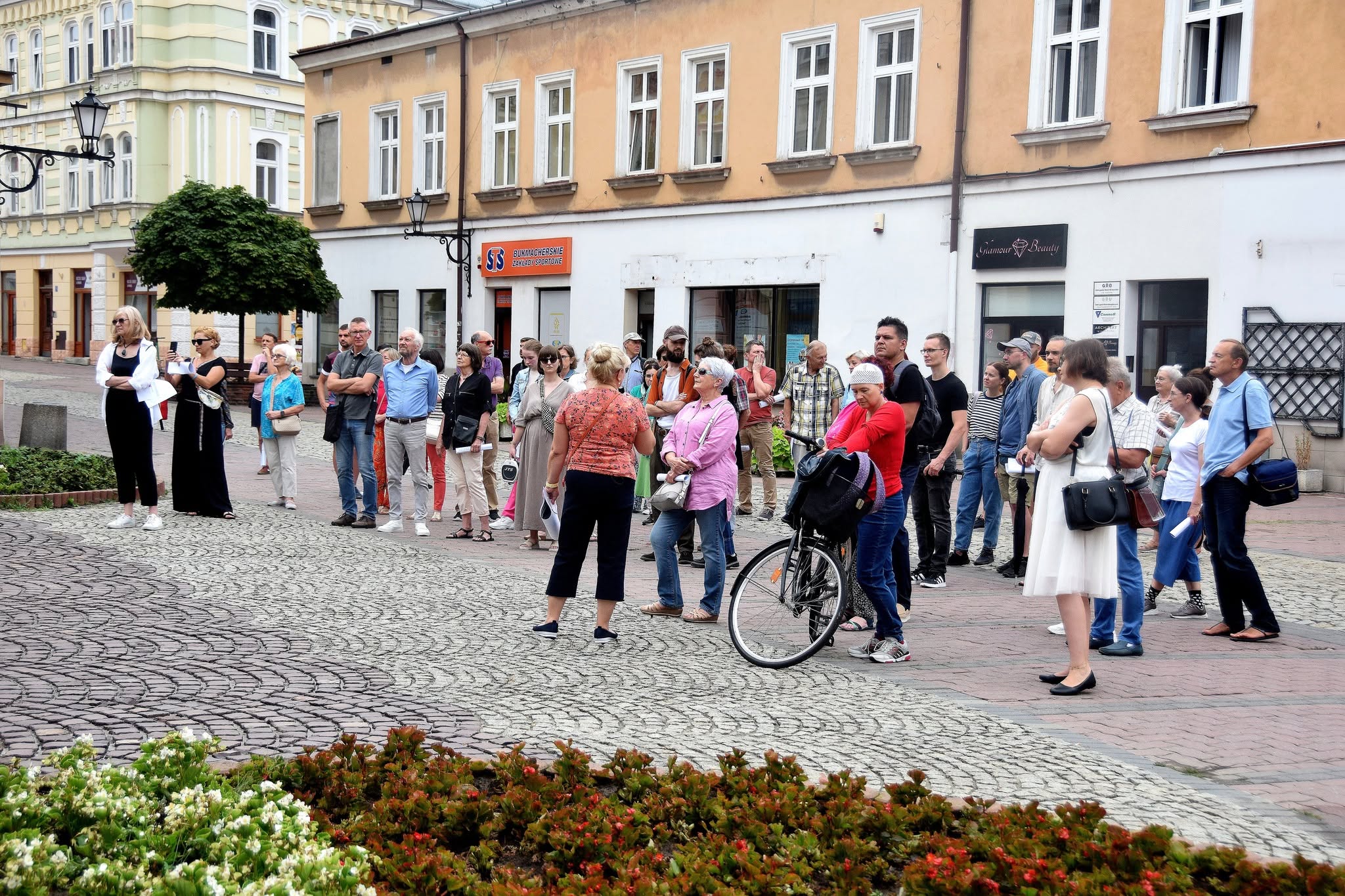 Odkryj historię Tarnowa podczas bezpłatnych spacerów z przewodnikiem