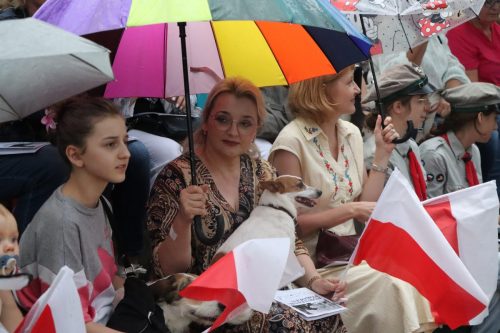 15 Patriotyczne śpiewanie "Powstanie Pokoleń"