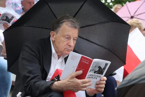 22 Patriotyczne śpiewanie "Powstanie Pokoleń"