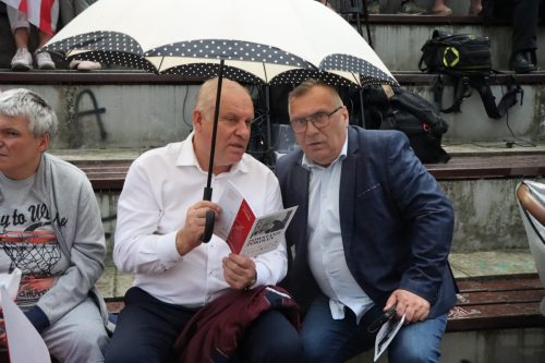 36 Patriotyczne śpiewanie "Powstanie Pokoleń"