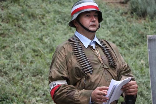 45 Patriotyczne śpiewanie "Powstanie Pokoleń"