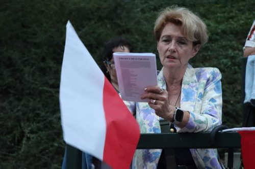 55 Patriotyczne śpiewanie "Powstanie Pokoleń"