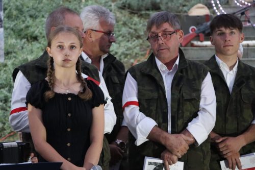 57 Patriotyczne śpiewanie "Powstanie Pokoleń"