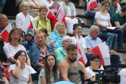 58 Patriotyczne śpiewanie "Powstanie Pokoleń"