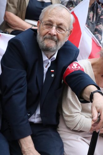 76 Patriotyczne śpiewanie "Powstanie Pokoleń"