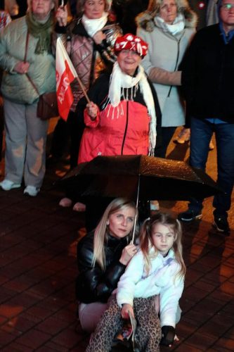 1 "Patriotyczne Śpiewanie" - Wolność trzeba kochać i rozumieć