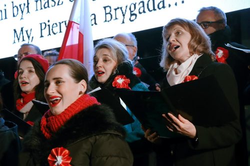 10-copy "Patriotyczne Śpiewanie" - Wolność trzeba kochać i rozumieć