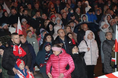 11b-copy "Patriotyczne Śpiewanie" - Wolność trzeba kochać i rozumieć