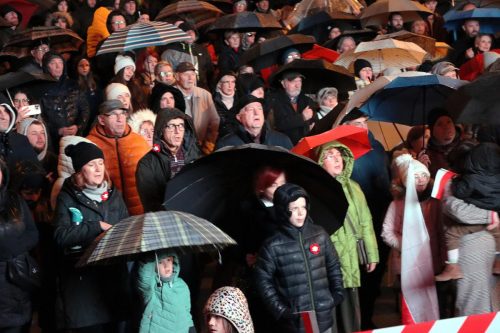 5a-copy "Patriotyczne Śpiewanie" - Wolność trzeba kochać i rozumieć