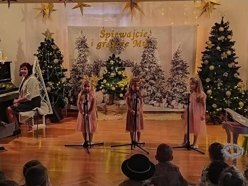 PHOTO-2024-01-18-13-33-36_7 XII Konkurs Kolęd i Pastorałek „Śpiewajcie i grajcie Mu”