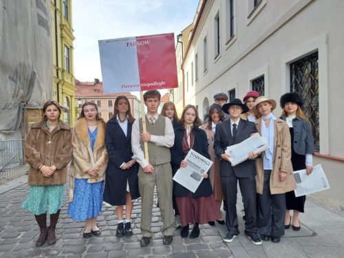 572776374_1249645250527835_459997365690523355_n Przestrzenie Pierwszego Niepodległego