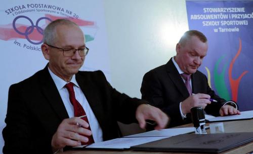 mvi-0849-frame-at-0m24s-edytowano-copy Dzień Edukacji w "Dwudziestce" w Tarnowie