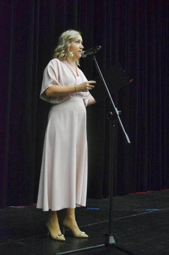 7 "Historia z rodzinnego albumu" - widowisko taneczno - muzyczne z okazji Dnia Babci i Dziadka