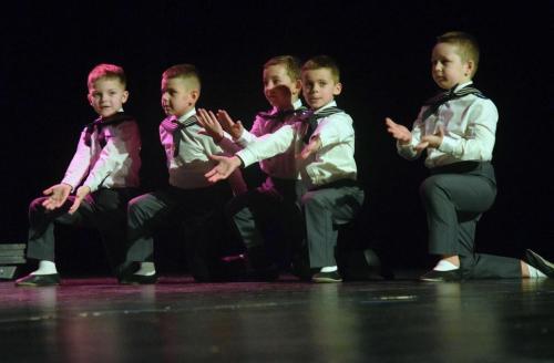 dsc-2047-edytowano-copy "Historia z rodzinnego albumu" - widowisko taneczno - muzyczne z okazji Dnia Babci i Dziadka