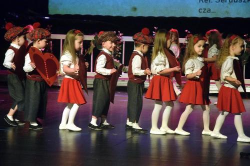 dsc-2091-edytowano-copy "Historia z rodzinnego albumu" - widowisko taneczno - muzyczne z okazji Dnia Babci i Dziadka